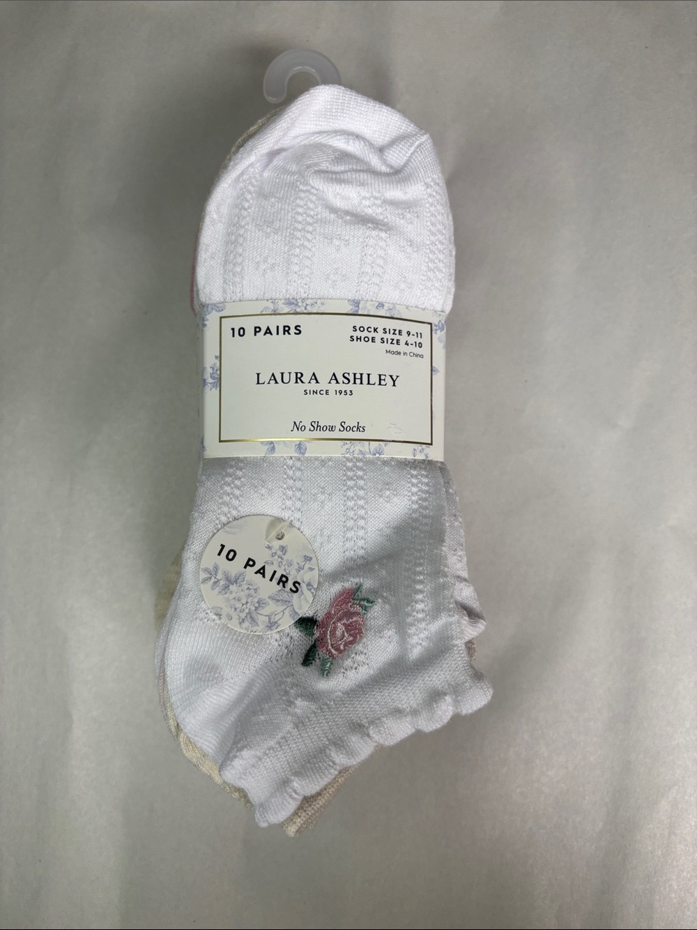 New Laura Ashley Socks Women’s 10 Pair White & Pink Floral No Show Casual Active